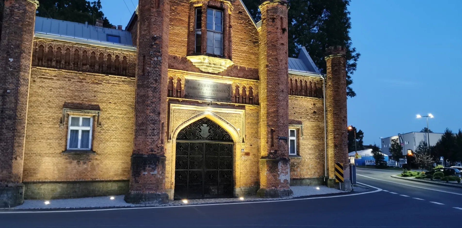 Oświetlenia uliczne i iluminacje