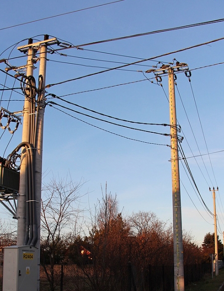 Sieci napowietrzne niskiego i średniego napięcia